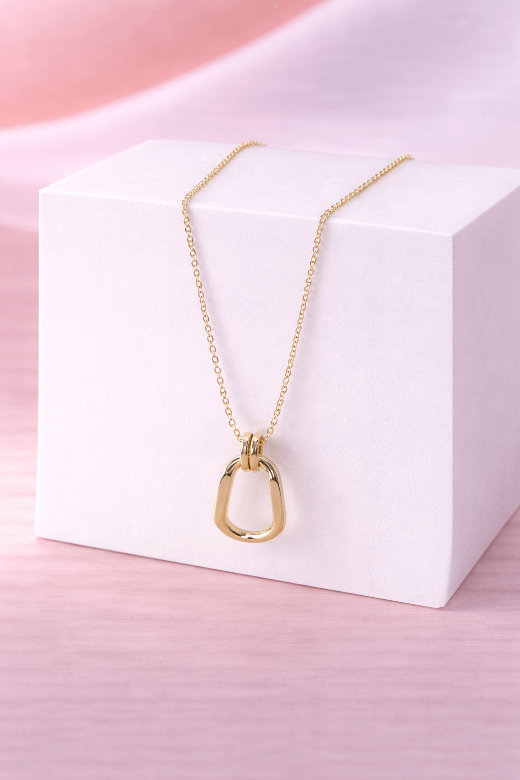 Modern Hollow Loop Pendant Necklace