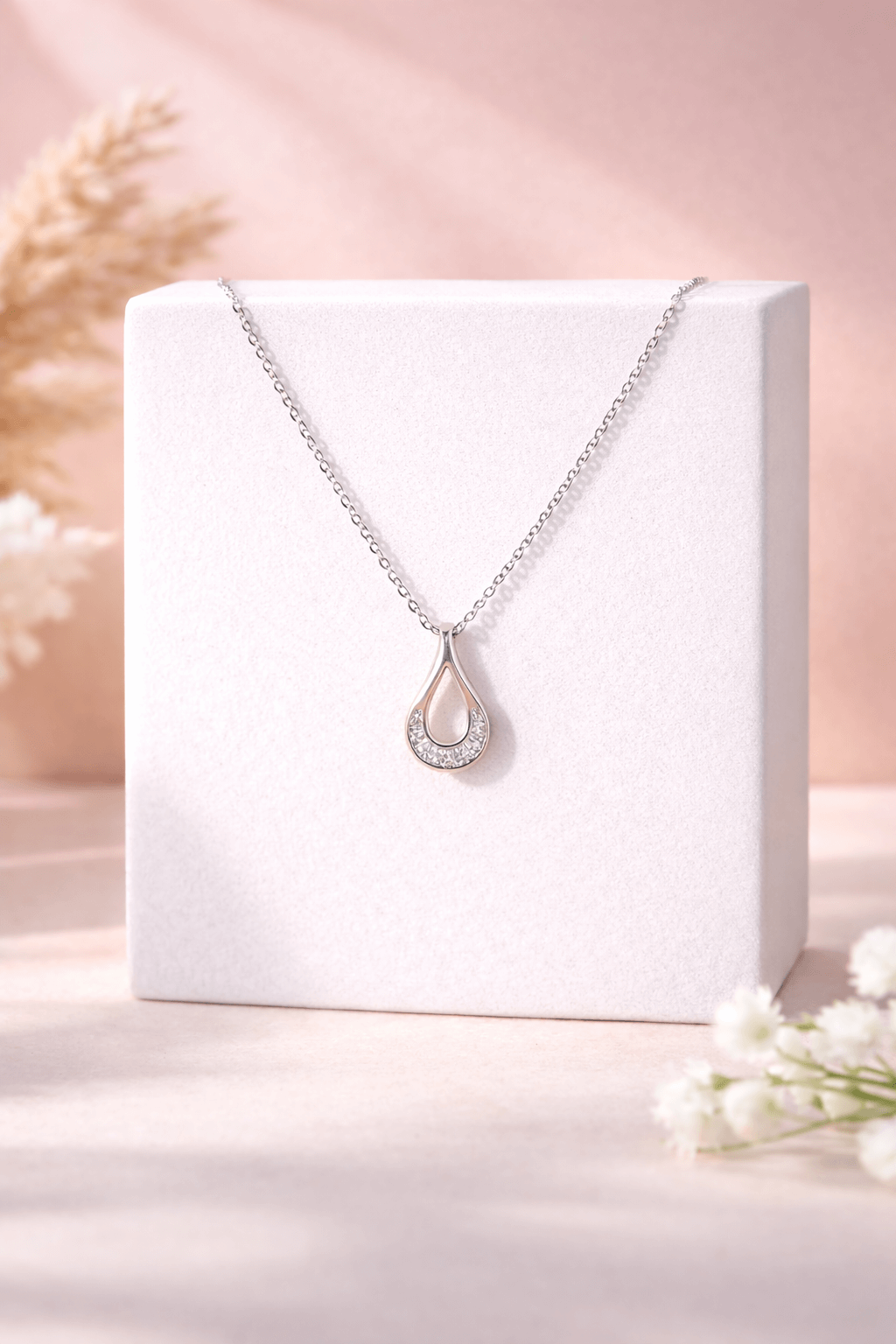 Classic Teardrop Pendant Necklace