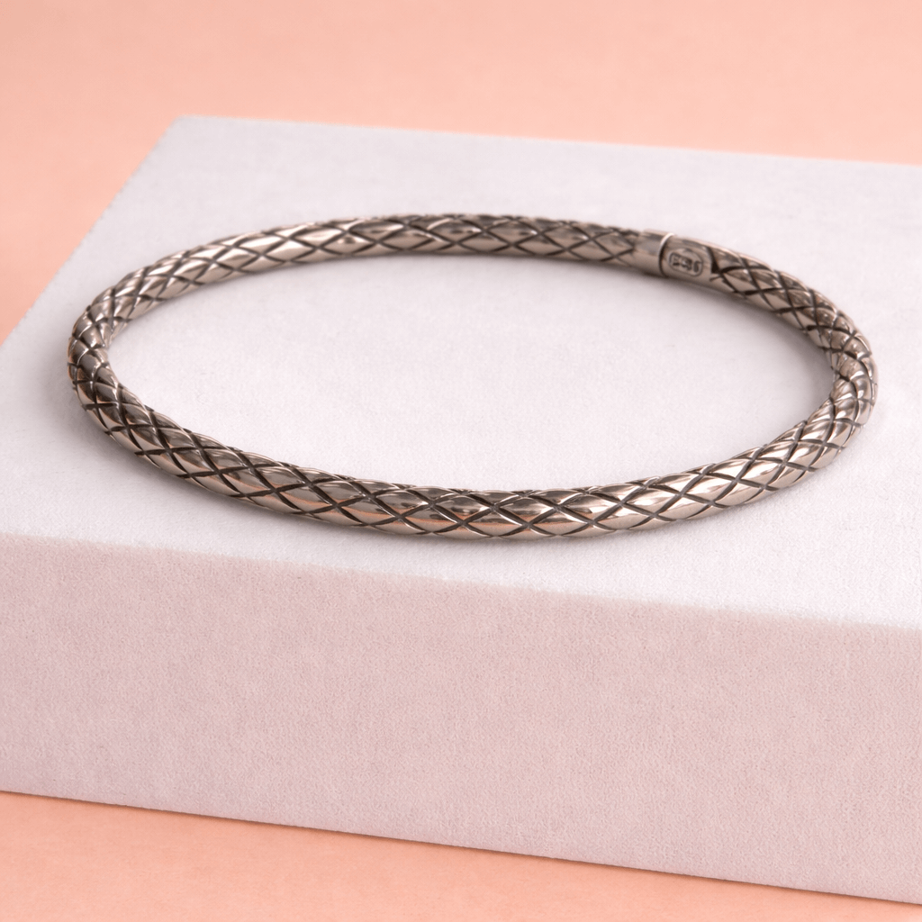 Braided Pattern Kada for Women