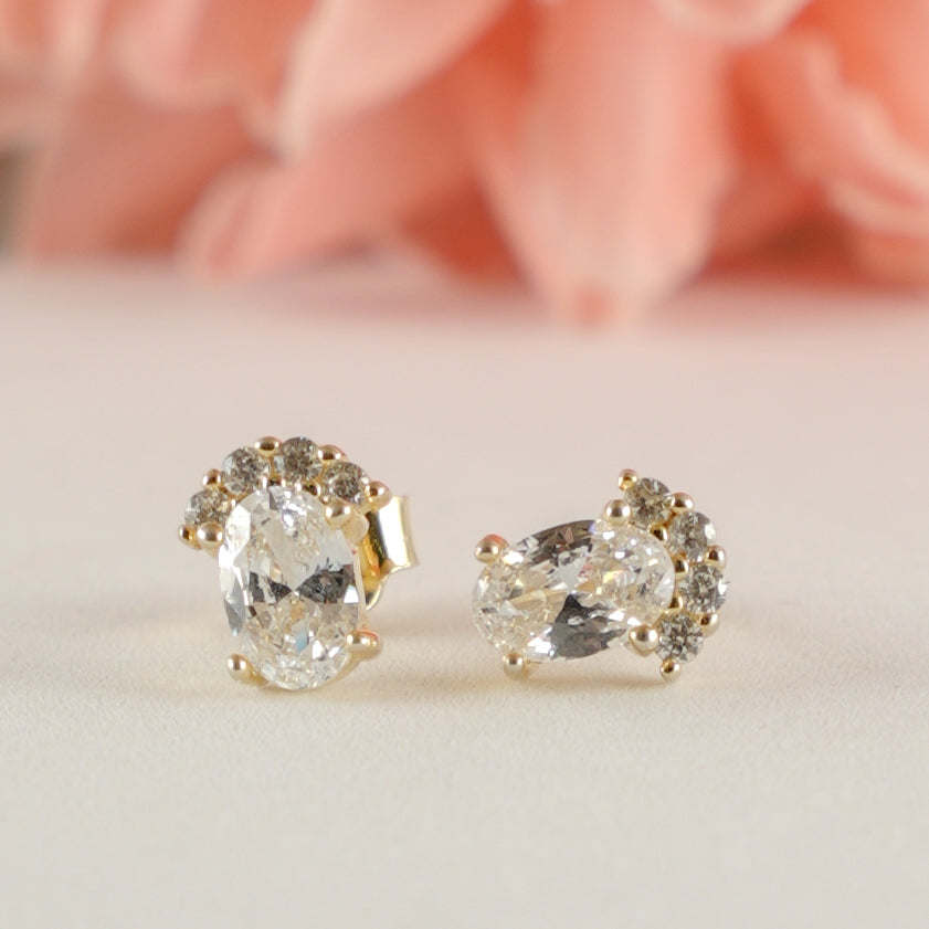Gold Oval Halo Stud Earrings