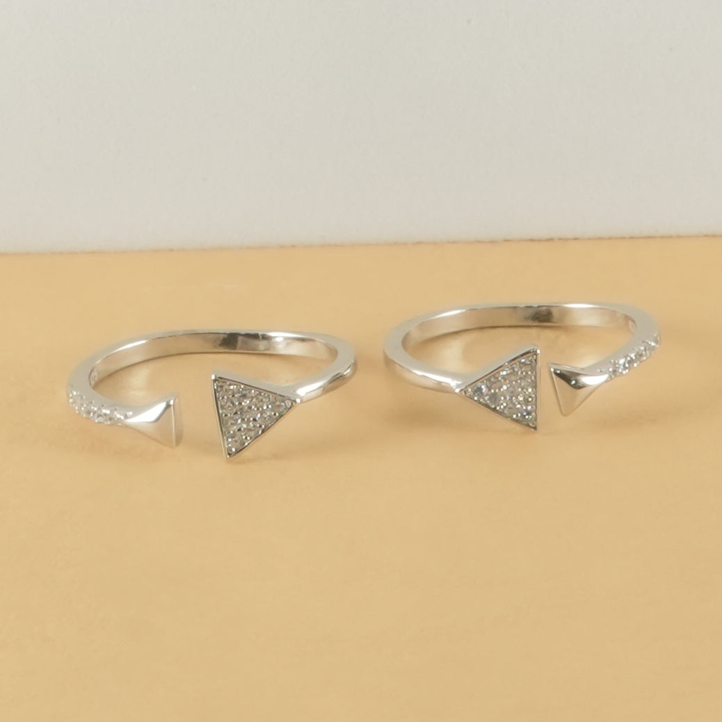 925 Silver Triangle Spark Adjustable Toe Rings