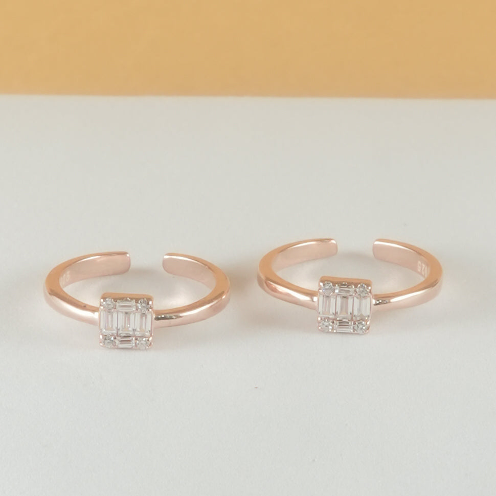 Baguette Glow Adjustable Toe Rings