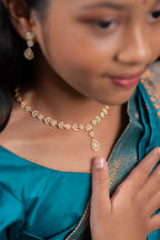 Gold Floral Crystal Necklace Set with Teardrop Pendant