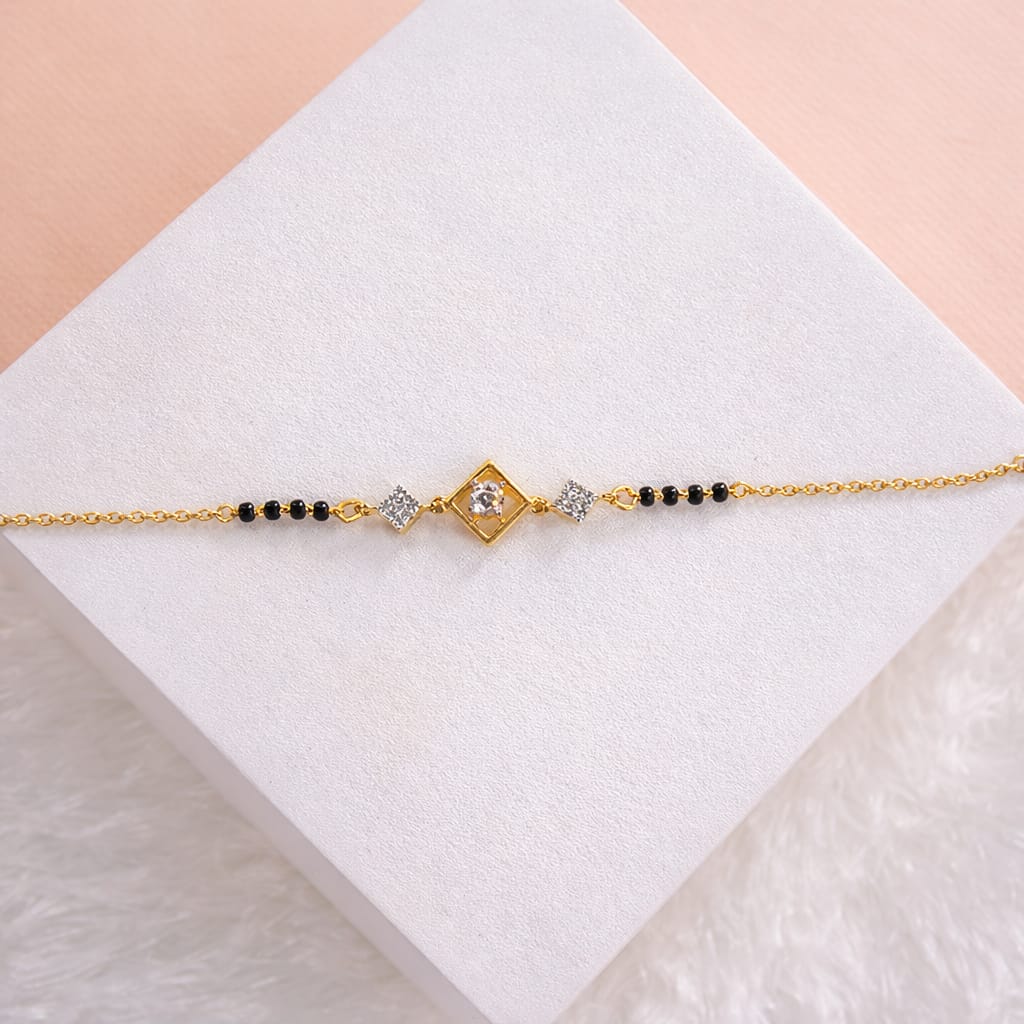 Gold-Plated Geometric Crystal Bracelet with Black Beads