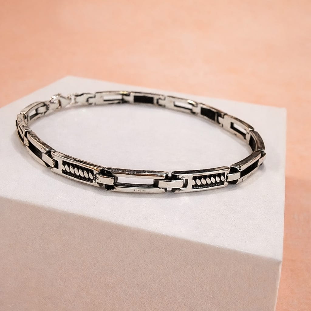 Stylish Silver Geometric Link Bracelet