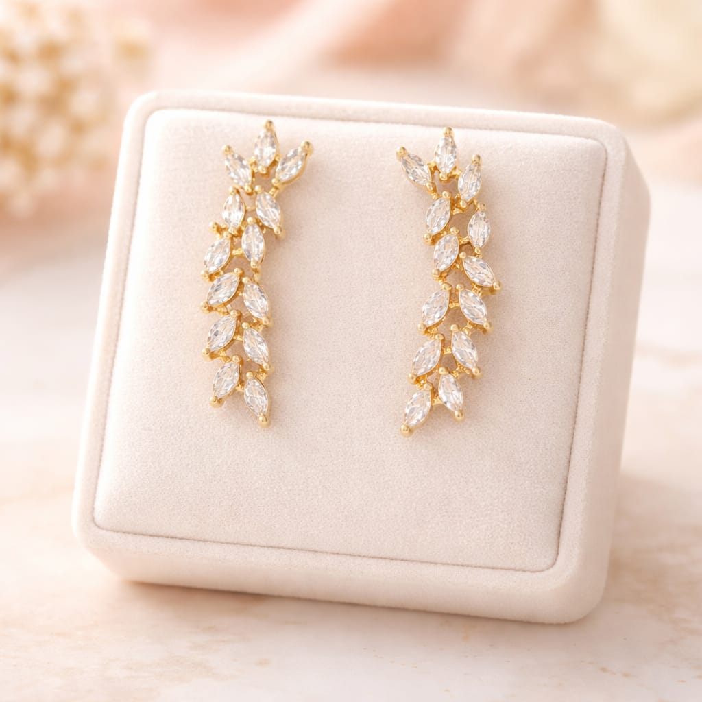 Gold Statement Leaf Vine Earcuff