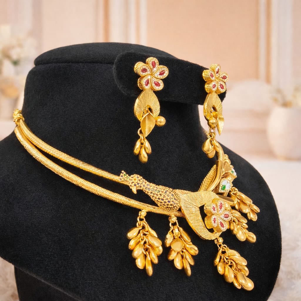 Gold-Tone Traditional Peacock Design Necklace Set